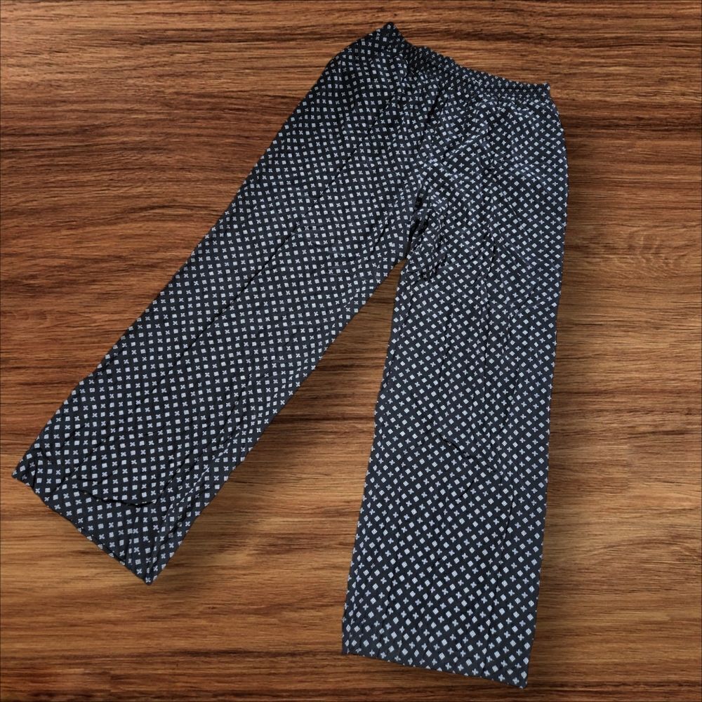 Club Monaco Soft and Silky Black and White Pull on Pants